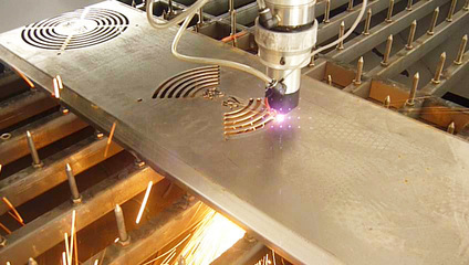 激光切割机 现代工业金属加工的精密利器